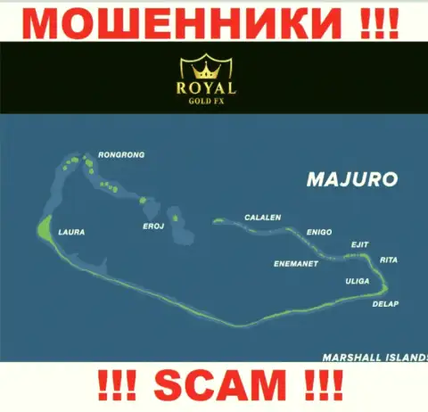 Избегайте работы с интернет ворами RoyalGoldFX, Majuro, Marshall Islands - их официальное место регистрации